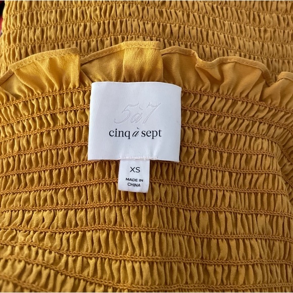 EUC Cinq a Sept 100% Silk Ellis Puff Shoulder Smocked Marigold Yellow Blouse XS‍ - Picture 3 of 11
